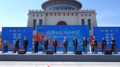 “絲路共筑 膚健中國——院士領(lǐng)航皮膚真菌防治萬里行”皮膚病義診活動在泰州舉行 “絲路共筑 膚健中國——院士領(lǐng)航皮膚真菌防治萬里行”皮膚病義診活動在泰州舉行